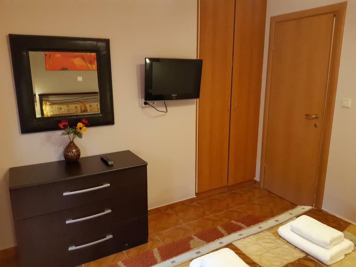 Ariadni Kalawrita Zewnętrze zdjęcie